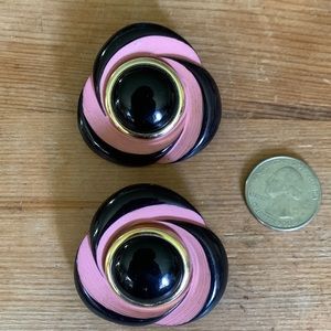 Vintage 50’s, early 60’s clip earrings. Mint.